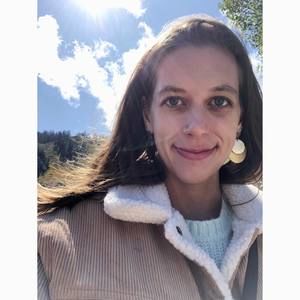 Meet your Posher, Nicole